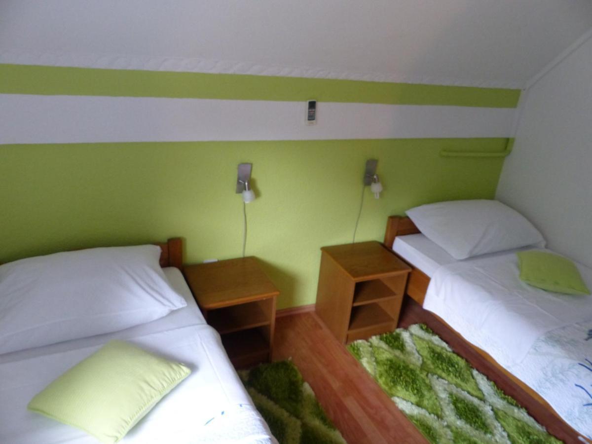 House Plitvice Villa พลิตวิชกา เยเซรา ภายนอก รูปภาพ