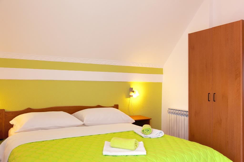 House Plitvice Villa พลิตวิชกา เยเซรา ห้อง รูปภาพ